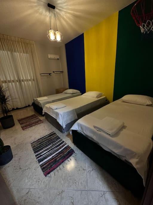 Super House Blloku - 3 Rooms 地拉那 外观 照片